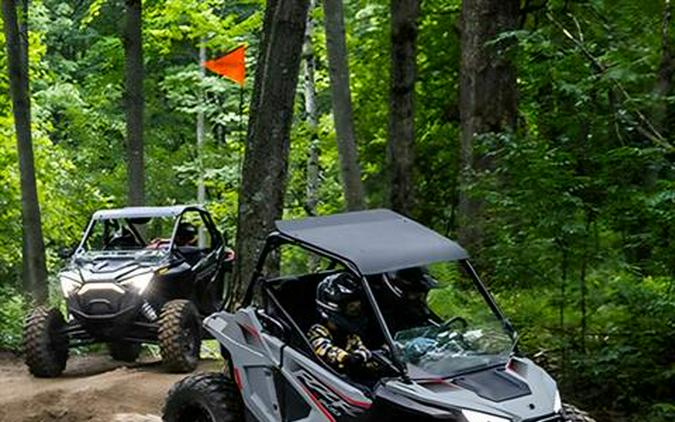 2024 Polaris RZR 200 EFI