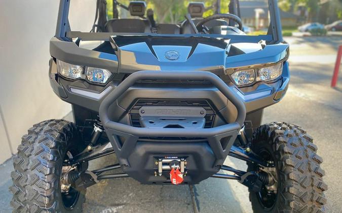 2025 Can-Am Defender MAX Lone Star HD10