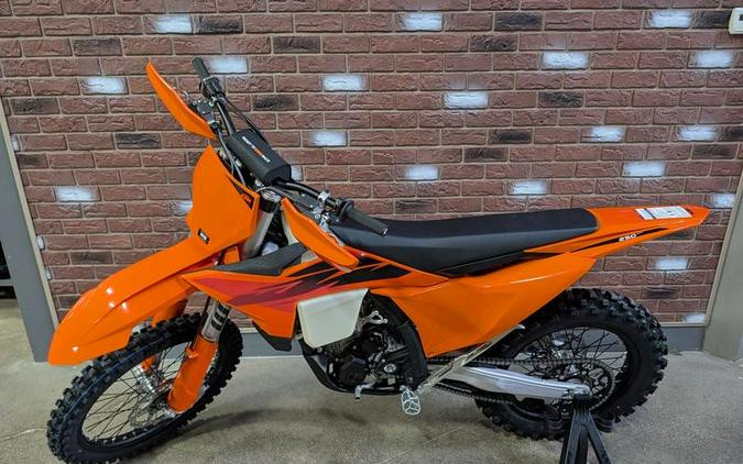 2027 KTM 250 XC-F