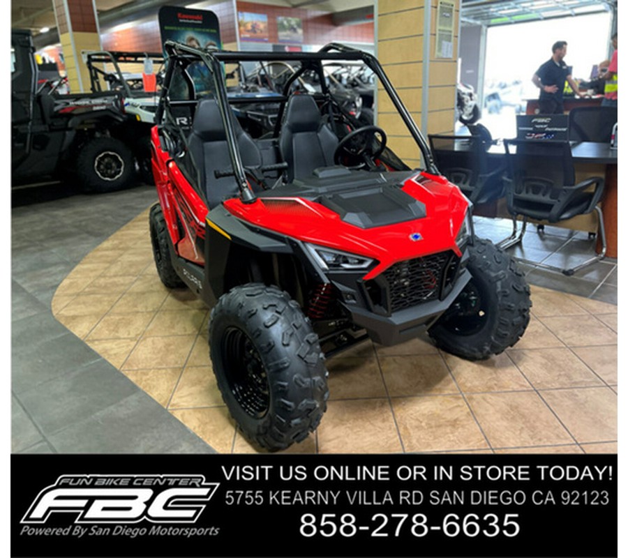 2025 Polaris RZR 200 EFI