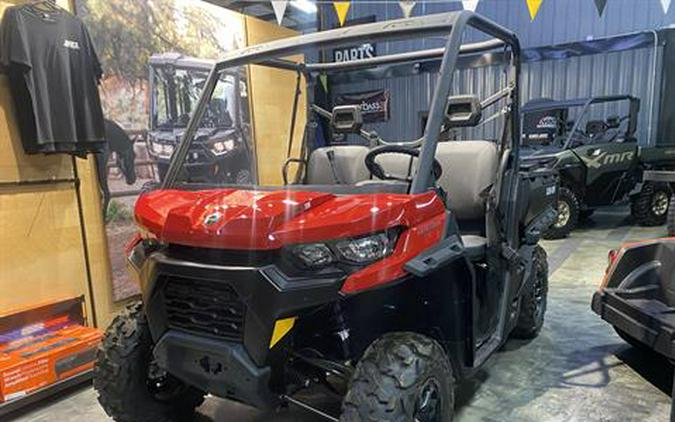 2025 Can-Am Defender DPS HD9