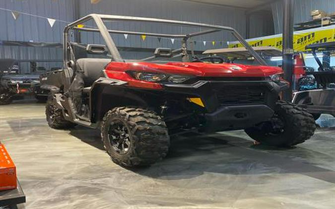 2025 Can-Am Defender DPS HD9