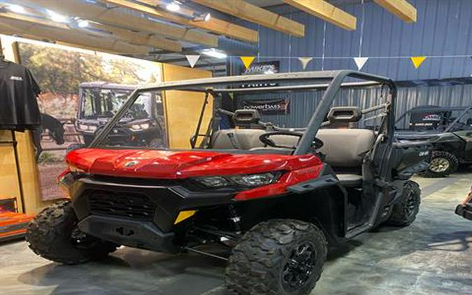 2025 Can-Am Defender DPS HD9