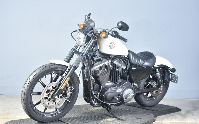 2022 Harley-Davidson Iron 883 White Sand Pearl