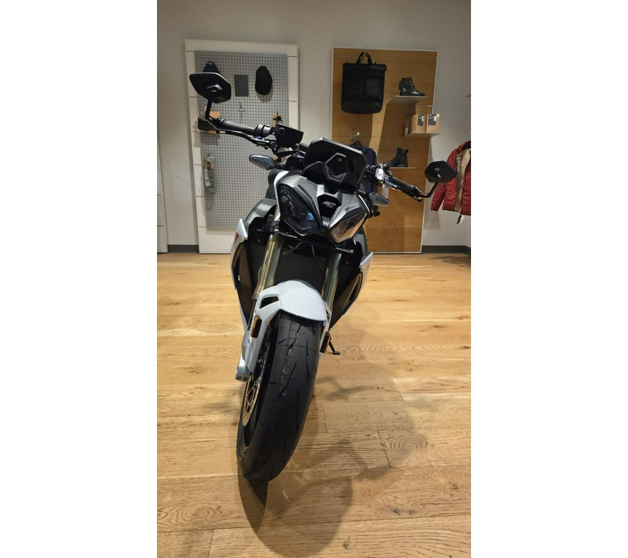 2026 BMW Motorrad S 1000 R | $750 Cash Rebate
