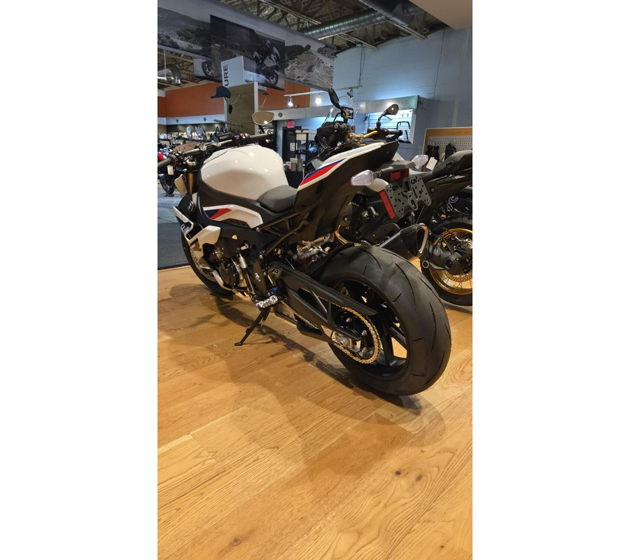 2026 BMW Motorrad S 1000 R | $750 Cash Rebate