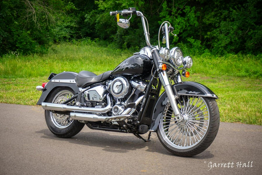 2021 Harley-Davidson® FLHC - Heritage Classic