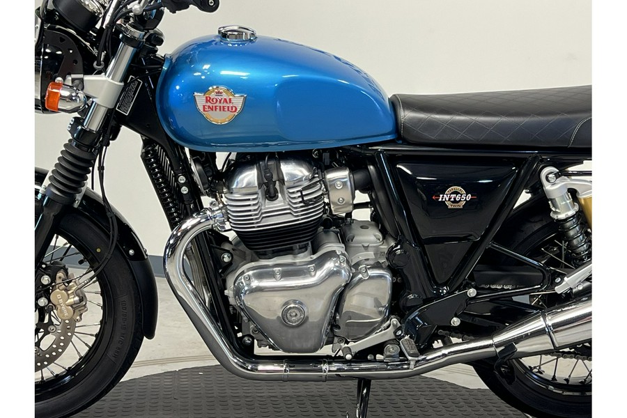 2022 Royal Enfield INT 650 Standard