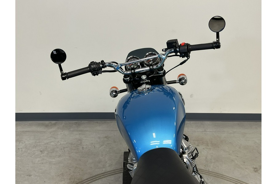 2022 Royal Enfield INT 650 Standard