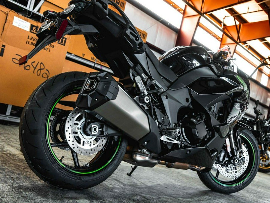 2025 Kawasaki Ninja® 1100SX ABS