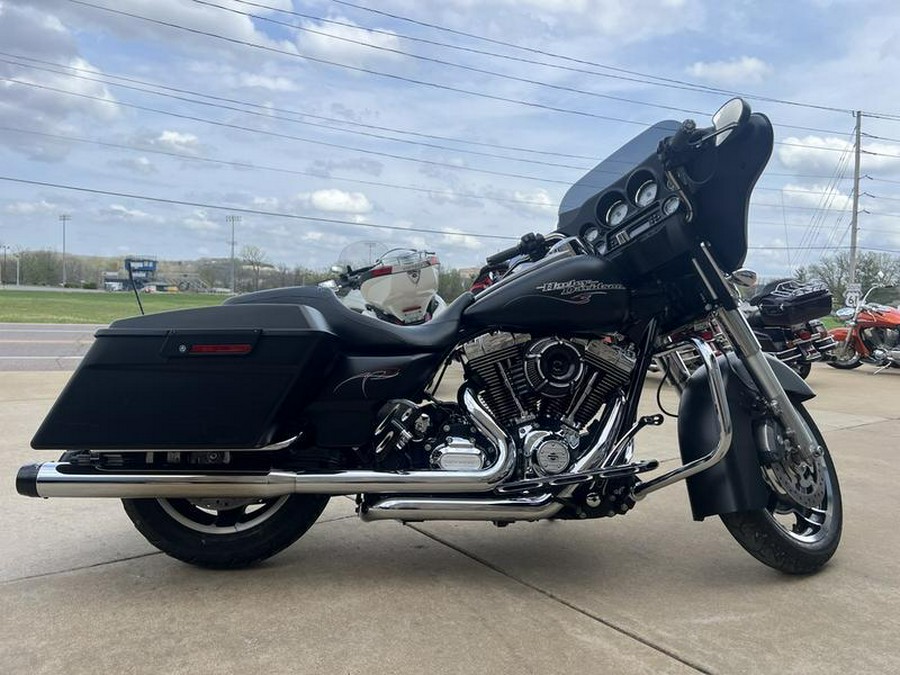 2013 Harley-Davidson® FLHX - Street Glide®