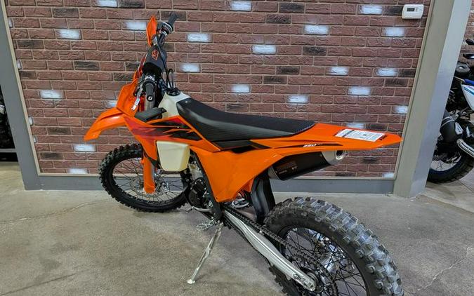 2027 KTM 350 XC-F