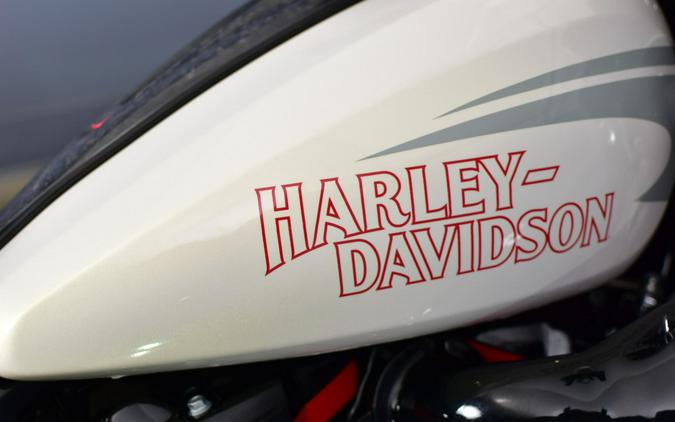 2024 Harley-Davidson CVO Road Glide ST Golden White Pearl