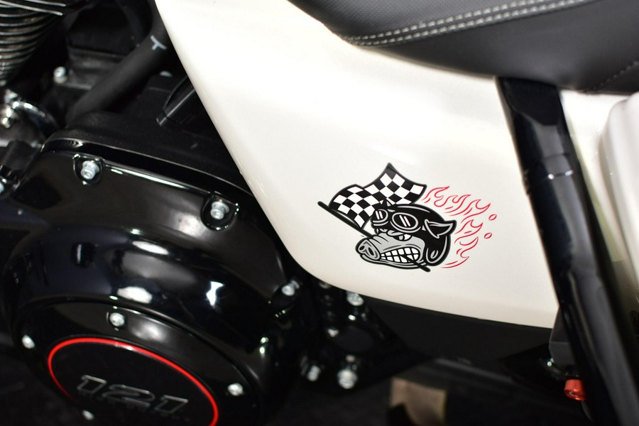 2024 Harley-Davidson CVO Road Glide ST Golden White Pearl
