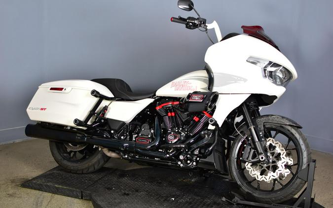 2024 Harley-Davidson CVO Road Glide ST Golden White Pearl