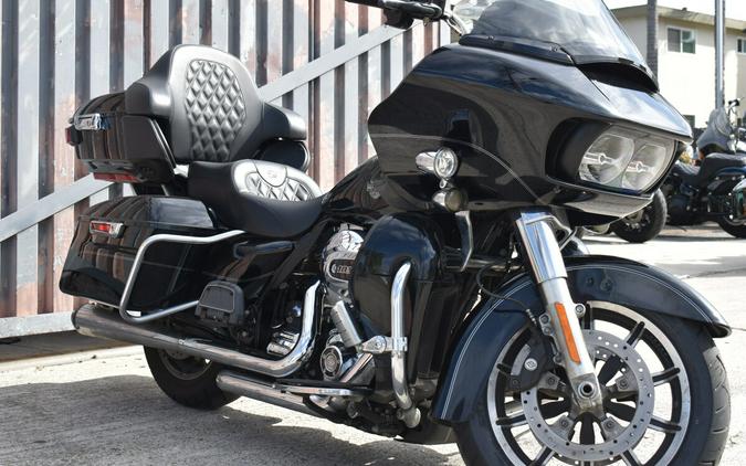 2016 Harley-Davidson® Road Glide® Ultra FLTRU