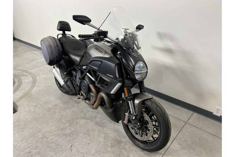 2014 Ducati DIAVEL STRADA