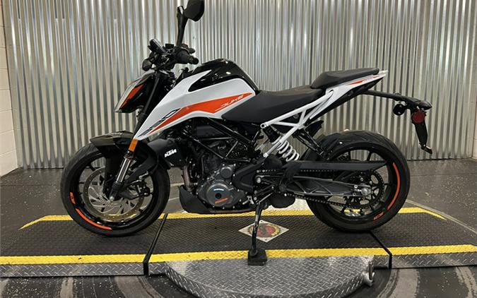 2022 KTM 390 Duke