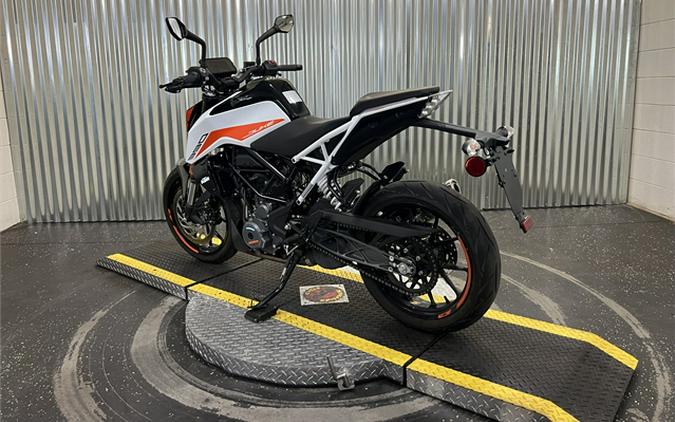 2022 KTM 390 Duke