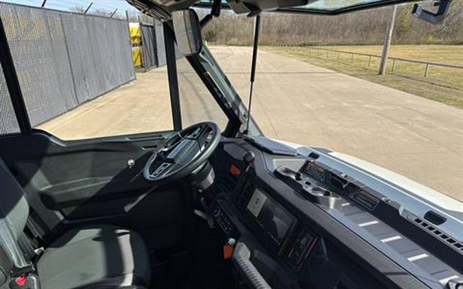 2026 Can-Am Defender MAX Limited HD11