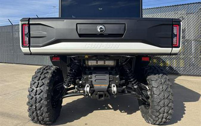 2026 Can-Am Defender MAX Limited HD11