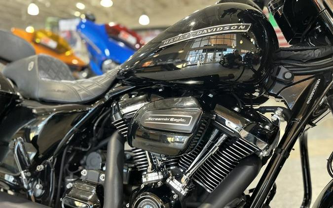 2018 Harley-Davidson FLHXS - Street Glide Special