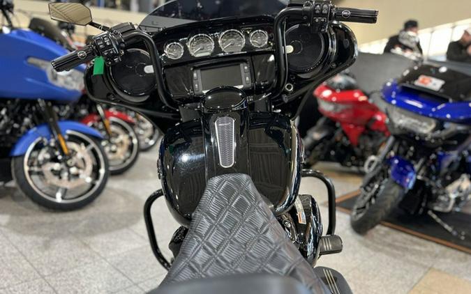 2018 Harley-Davidson FLHXS - Street Glide Special