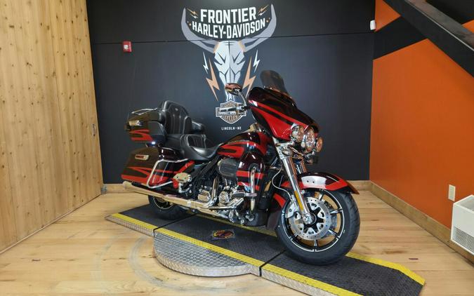 FLHTKSE 2017 CVO™ Limited