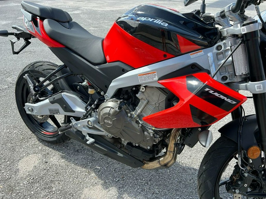 2026 Aprilia Tuono 457