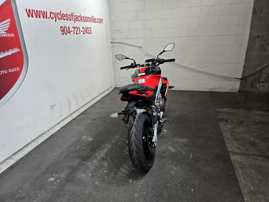 2026 Aprilia Tuono 457