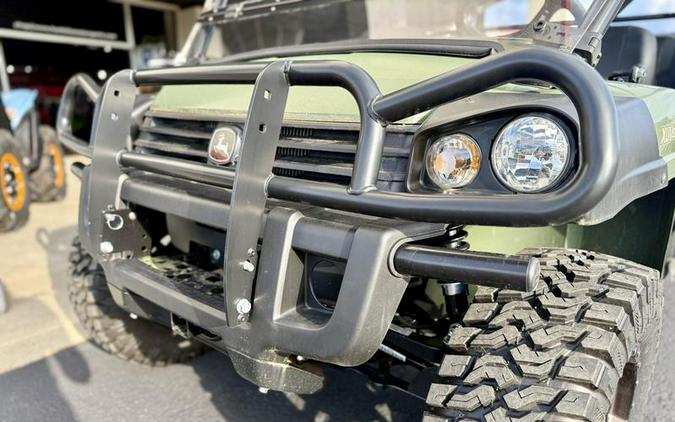 2023 John Deere 4-Passenger Gator™ XUV825M S4