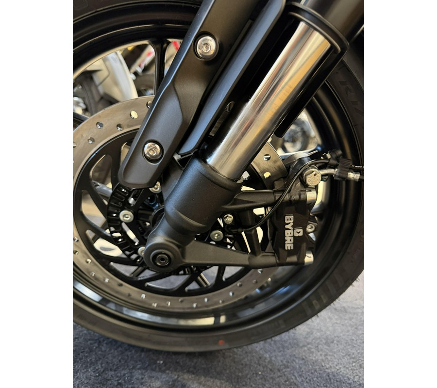 2026 Triumph Thruxton 400
