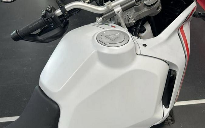 2023 Ducati DesertX Star White Silk