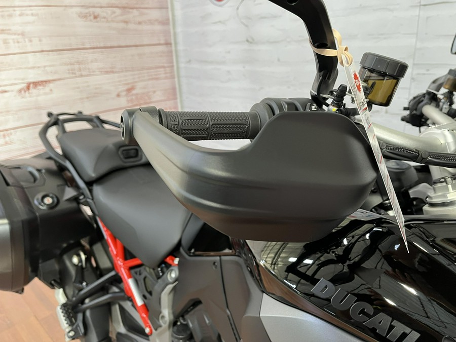 2026 Ducati MULTISTRADA V4S TRAVEL & RADAR
