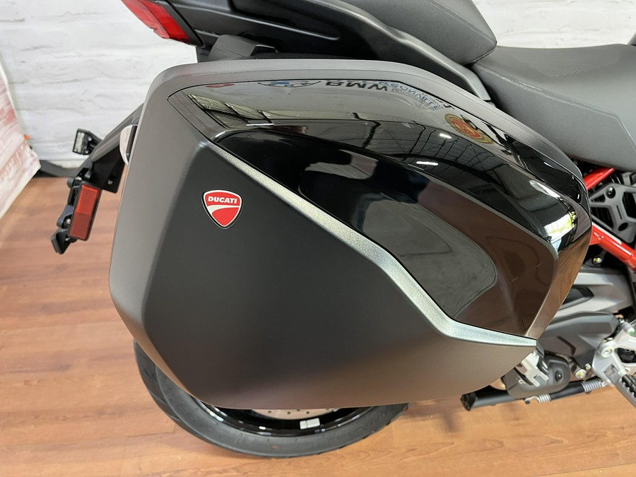 2026 Ducati MULTISTRADA V4S TRAVEL & RADAR