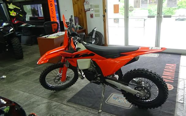 2025 KTM 300 XC