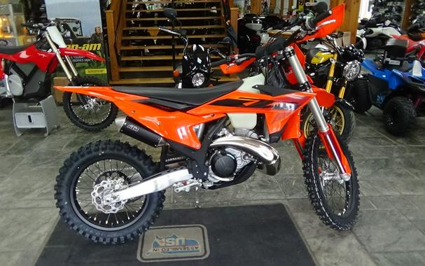 2025 KTM 300 XC