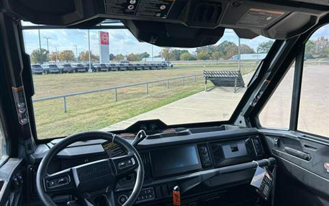 2026 Can-Am Defender MAX XT CAB HD11