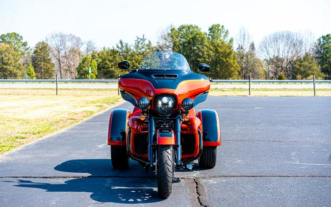 2025 Harley-Davidson® FLHTCUTG - Tri Glide® Ultra
