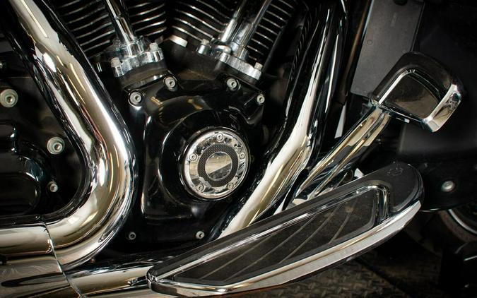 2016 Harley-Davidson CVO Street Glide FLHXSE
