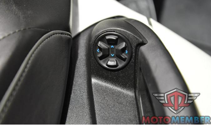 2014 Can-Am SPYDER RT S