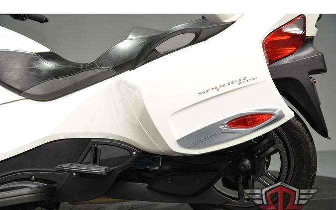 2014 Can-Am SPYDER RT S