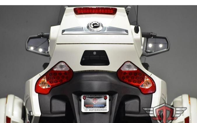 2014 Can-Am SPYDER RT S