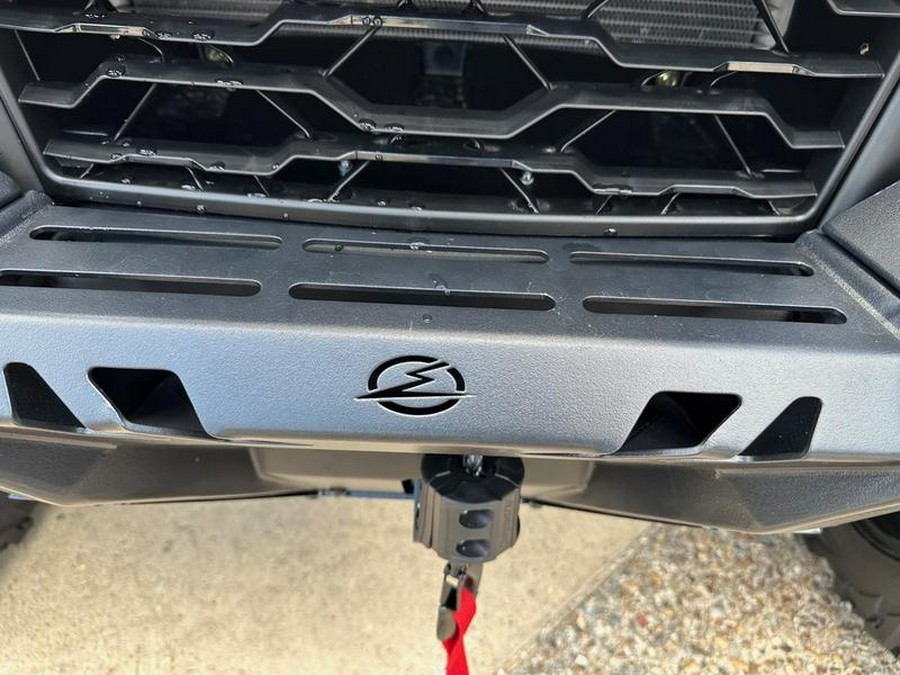 2025 Can-Am® Defender DPS HD10