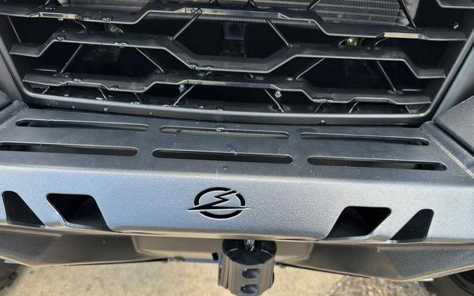 2025 Can-Am® Defender DPS HD10