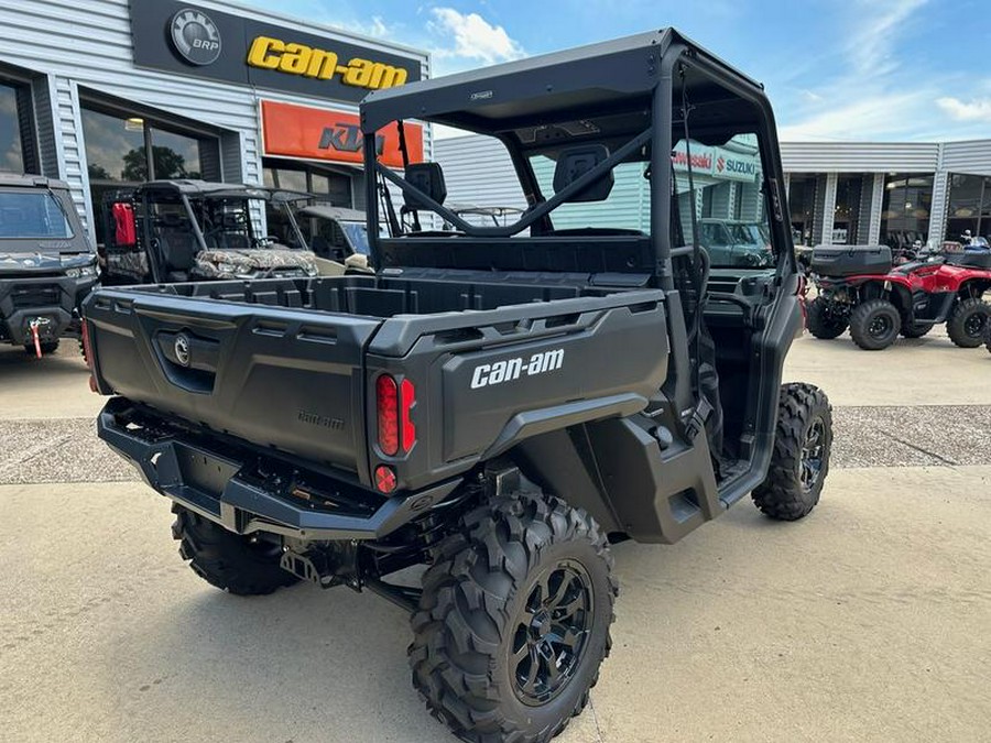 2025 Can-Am® Defender DPS HD10