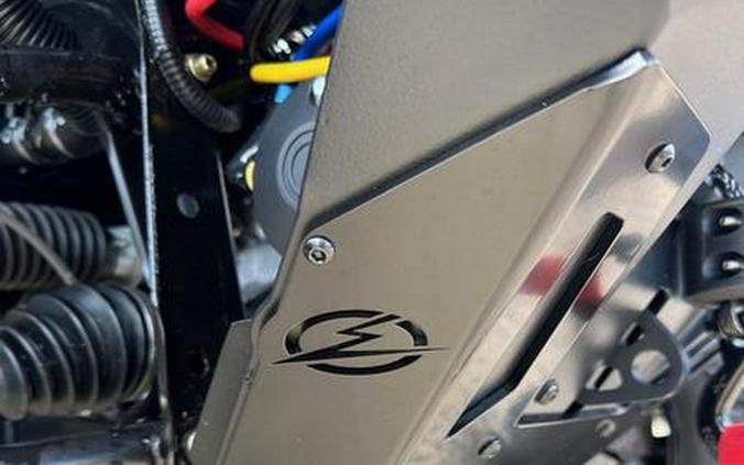 2025 Can-Am® Defender DPS HD10