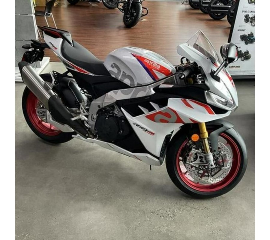 2024 Aprilia® RSV4 FACTORY