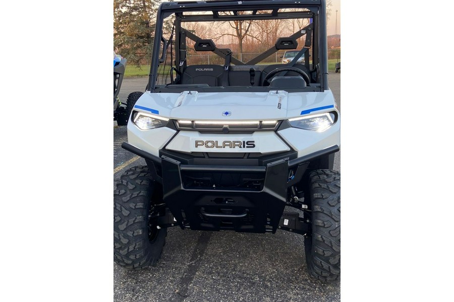 2024 Polaris Industries RANGER XP Kinetic Premium - Icy White Pearl