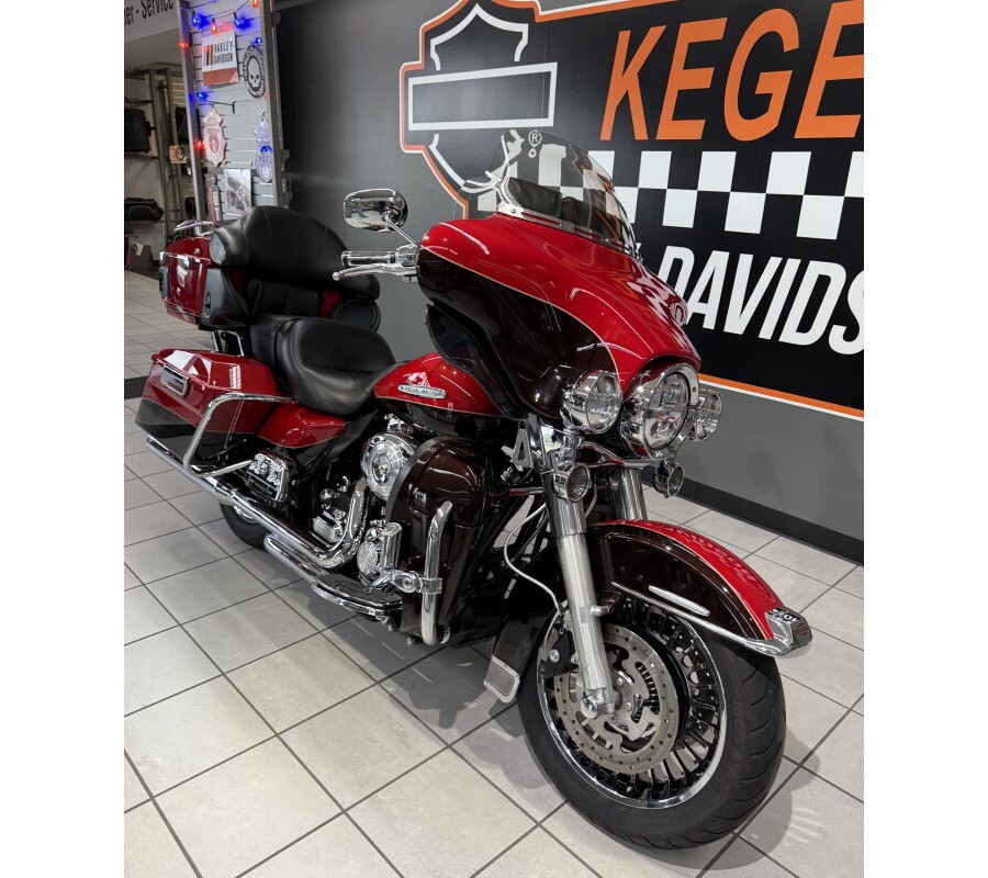 2011 Harley-Davidson® Electra Glide® Ultra Limited Red